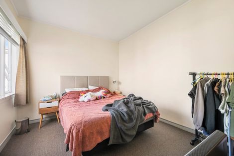 Photo of property in 18-20 Poplar Grove, Thorndon, Wellington, 6011