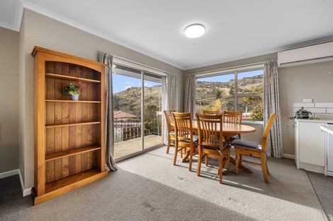 Photo of property in 2 Ancrum Street, Roxburgh, 9500