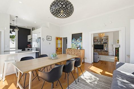 Photo of property in 39 Tanera Crescent, Brooklyn, Wellington, 6021