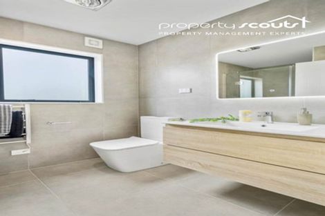 Photo of property in 133f Lancaster Road, Beach Haven, Auckland, 0626