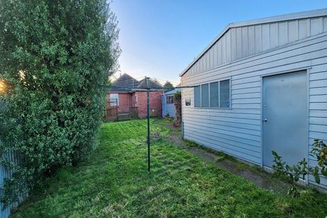 Photo of property in 2a Montrose Place, Takaro, Palmerston North, 4412