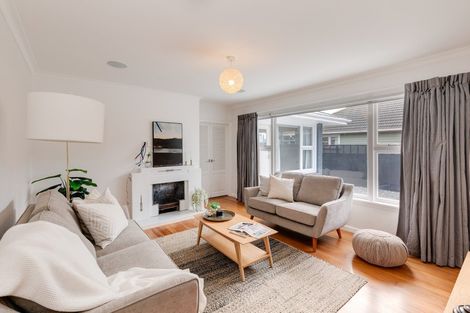 Photo of property in 10 Torquay Place, Bryndwr, Christchurch, 8053