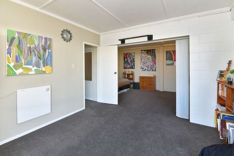 Photo of property in 16 Ladies Mile, Manly, Whangaparaoa, 0930