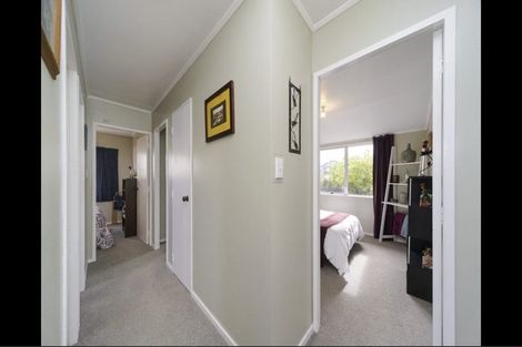 Photo of property in 35 Peter Hall Drive, Kelvin Grove, Palmerston North, 4414