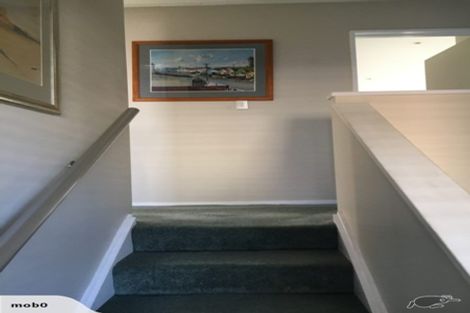 Photo of property in 3/1 Bradbury Road, Botany Downs, Auckland, 2010