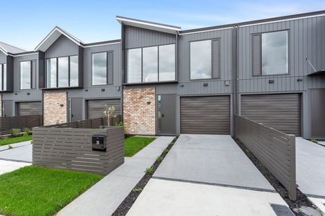 Photo of property in 28 Cambie Avenue, Red Beach, 0932