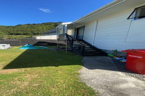 Photo of property in 69a Hartford Crescent, Totara Park, Upper Hutt, 5018