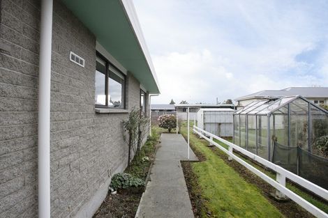 Photo of property in 56 Grange Street, Winton, 9720