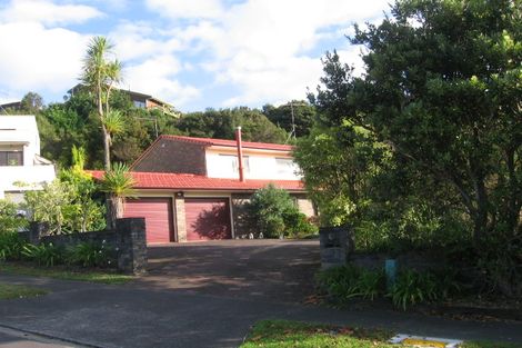 Photo of property in 9 Murano Place, Chatswood, Auckland, 0626