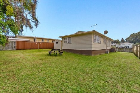 Photo of property in 144 Mahia Road, Wattle Downs, Auckland, 2103