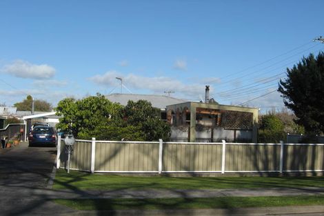 Photo of property in 18 Wood Street, Greytown, 5712