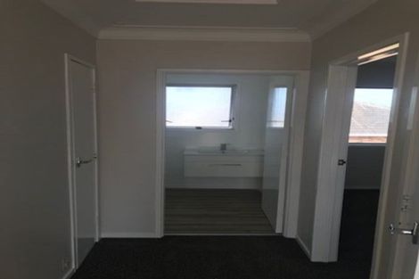 Photo of property in 58 Moana Avenue, One Tree Hill, Auckland, 1061