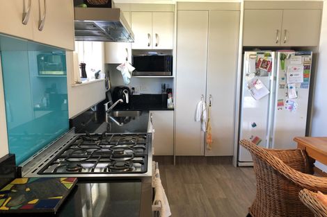 Photo of property in 17 Matai Street, Edgecumbe, 3120