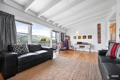 Photo of property in 76 Holborn Drive, Stokes Valley, Lower Hutt, 5019