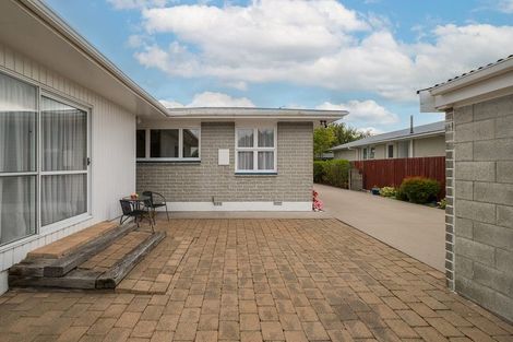Photo of property in 400 Wairakei Road, Burnside, Christchurch, 8053
