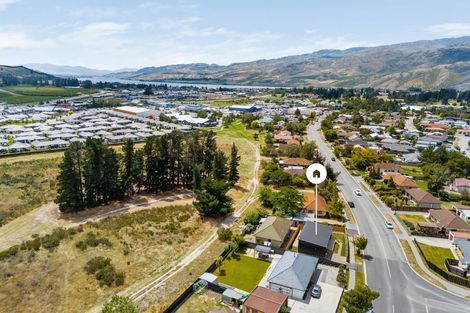 Photo of property in 142 Waenga Drive, Cromwell, 9310