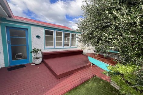 Photo of property in 83 Apu Crescent, Lyall Bay, Wellington, 6022