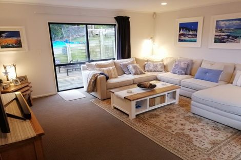 Photo of property in 24 Montclair Rise, Browns Bay, Auckland, 0630