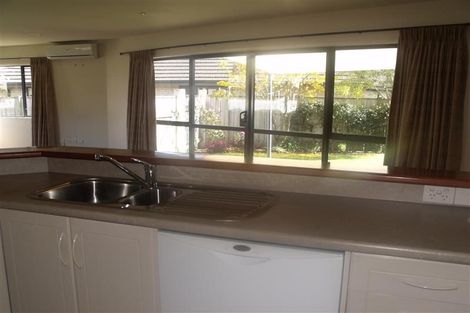 Photo of property in 6 Saint Hill Lane, Havelock North, 4130