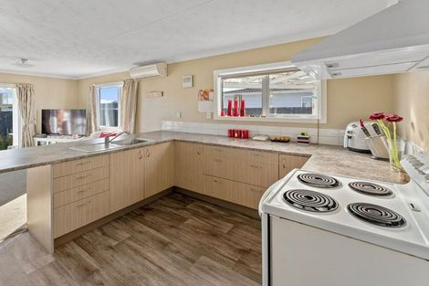 Photo of property in 1/165 Tahunanui Drive, Tahunanui, Nelson, 7011