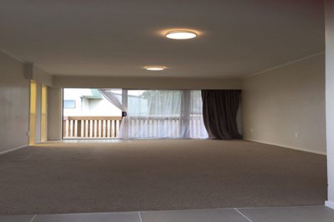 Photo of property in 2/282 Pakuranga Road, Pakuranga Heights, Auckland, 2010