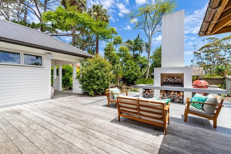 Photo of property in 394 Whitmore Road, Tawharanui Peninsula, Warkworth, 0986