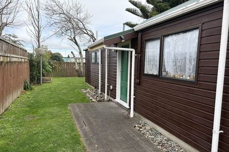 Photo of property in 27 Keepa Street, Levin, 5510