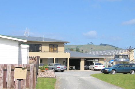 Photo of property in 8a Simpson Road, Papamoa Beach, Papamoa, 3118