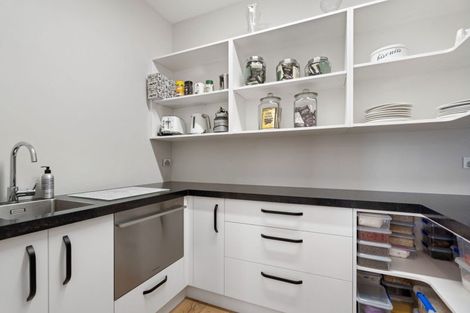 Photo of property in 14 Summerfield Way, Parahaki, Whangarei, 0112