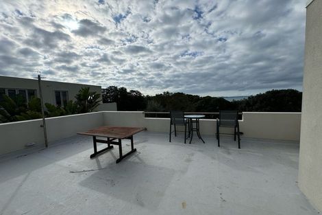 Photo of property in 37 Quedley Court, Eastern Beach, Auckland, 2012