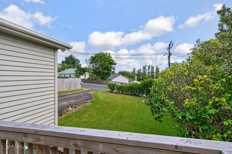 Photo of property in 20 View Street, Maungaturoto, 0520