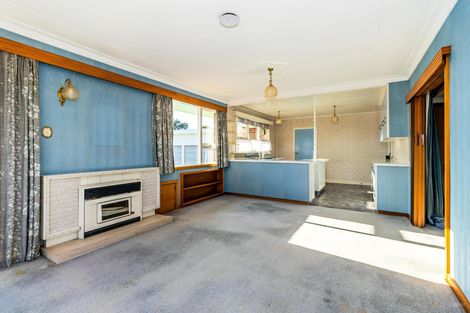 Photo of property in 1 Cashel Street, Waimate, 7924