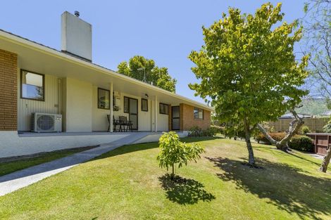 Photo of property in 30 Horopito Road, Waikanae, 5036