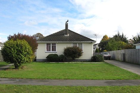 Photo of property in 19 Primrose Street, Northcote, Christchurch, 8052
