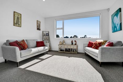 Photo of property in 321b Mangorei Road, Merrilands, New Plymouth, 4312