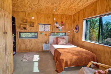 Photo of property in 58 Beasley Road, Pataua South, Onerahi, 0192