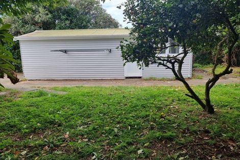 Photo of property in 30 Goldsmith Crescent, Levin, 5510