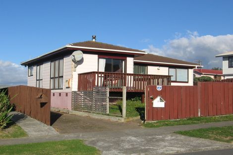 Photo of property in 8 Tikati View, Titahi Bay, Porirua, 5022