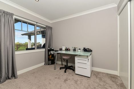 Photo of property in 66 Helen June Avenue, Flagstaff, Hamilton, 3210