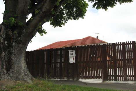 Photo of property in 58 Hooker Avenue, Bryndwr, Christchurch, 8053