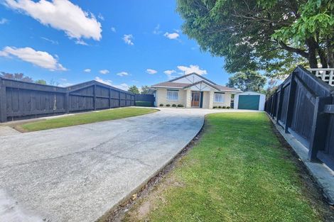 Photo of property in 24 Willowstream Grove, Cloverlea, Palmerston North, 4412