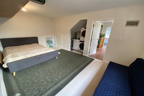 Photo of property in 16j Hobson Street, Thorndon, Wellington, 6011