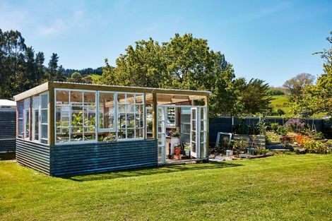 Photo of property in 32 Waihirere Domain Road, Waihirere, Gisborne, 4071