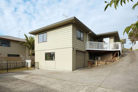 Photo of property in 103 Sherwood Street, Bellevue, Tauranga, 3110