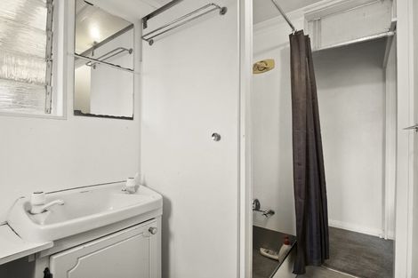 Photo of property in 28 Bathgate Street, South Dunedin, Dunedin, 9012