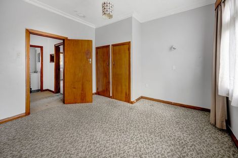 Photo of property in 225 South Road, Hawera, 4610