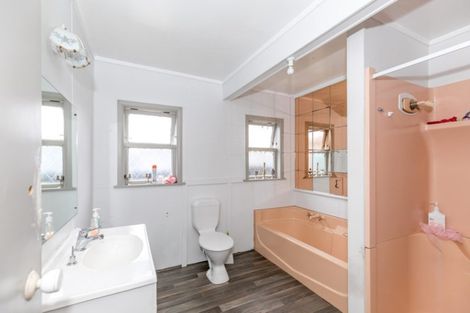 Photo of property in 9 Breckons Avenue, Nawton, Hamilton, 3200