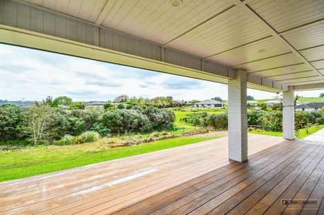 Photo of property in 18 Te Ara Aukati Terrace, Pokeno, 2471