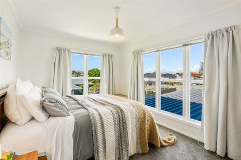 Photo of property in 72 Nelson Street, Howick, Auckland, 2014