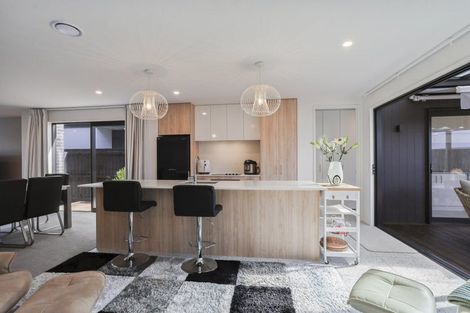 Photo of property in 15 Eminence Drive, Northwood, Christchurch, 8051